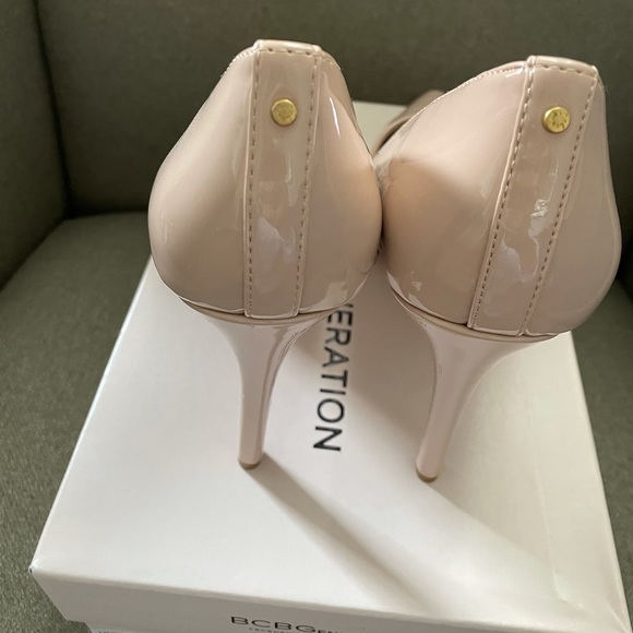 BCBG Heidi Patent Pump - Picture 2 of 5